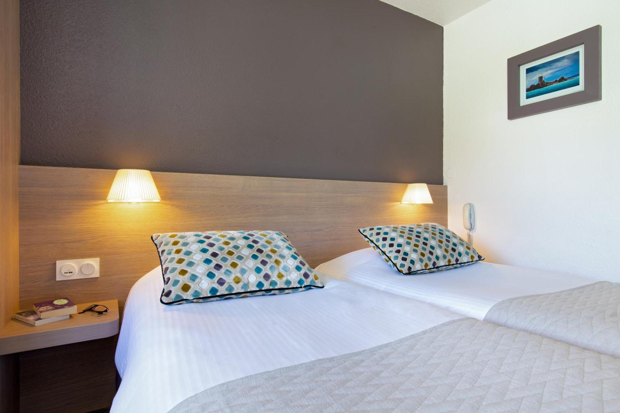 Western La Marina Hotel 4*